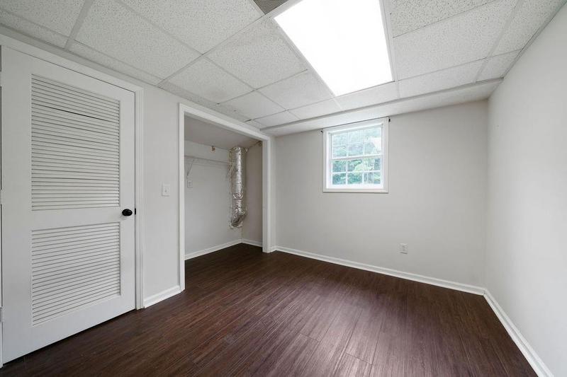 Image for property 206 Eagle Watch Drive, Carrollton, GA 30117