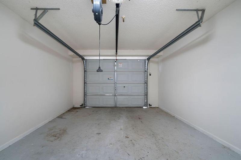 Image for property 206 Eagle Watch Drive, Carrollton, GA 30117