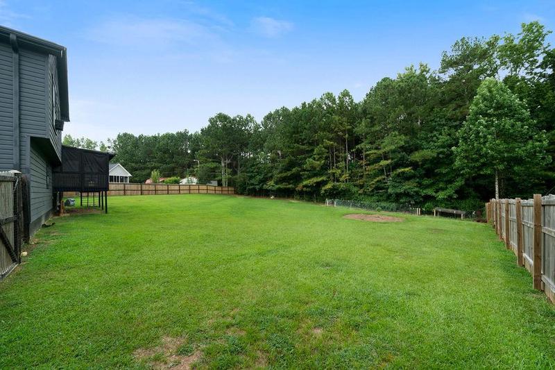 Image for property 206 Eagle Watch Drive, Carrollton, GA 30117