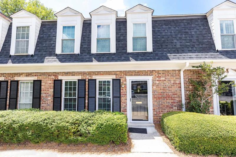 Image for property 10 Market Square Place, Atlanta, GA 30318