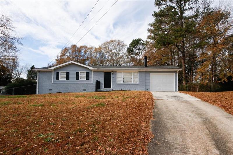 Image for property 5760 Lakeview Drive, Powder Springs, GA 30127
