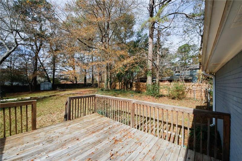 Image for property 5760 Lakeview Drive, Powder Springs, GA 30127