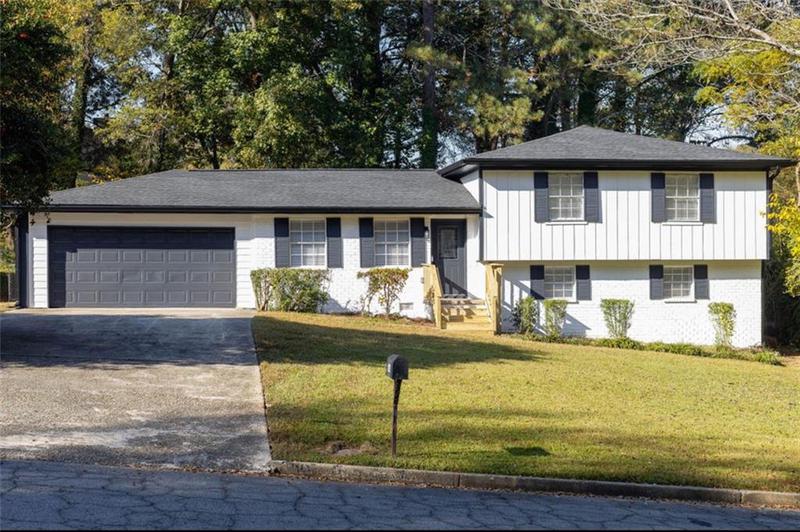 Image for property 7543 Palmetto Way, Riverdale, GA 30274