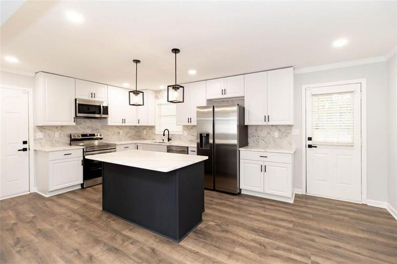 Image for property 7543 Palmetto Way, Riverdale, GA 30274