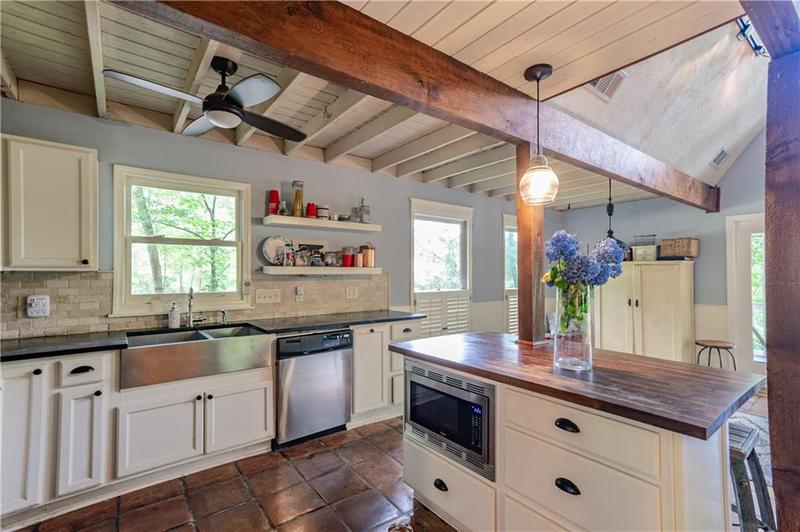 Image for property 9240 Lisa Circle, Gainesville, GA 30506