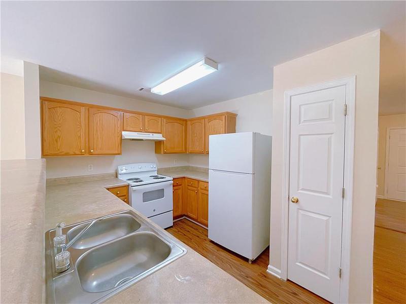 Image for property 6334 Hickory Lane Circle, Union City, GA 30291