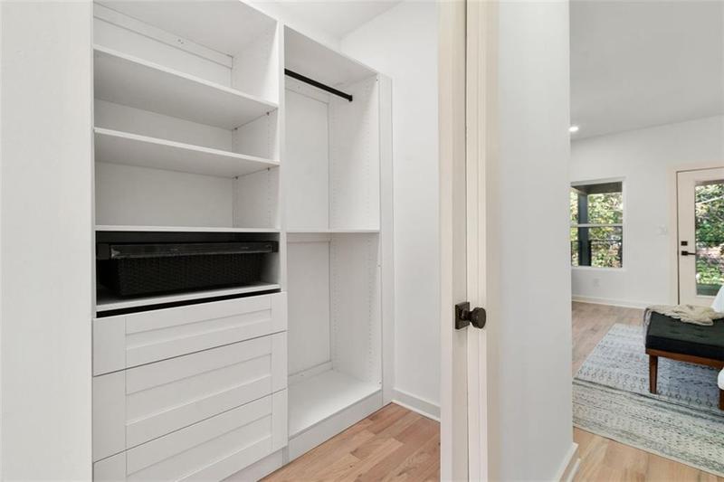 Image for property 1695 NORTH Avenue, Atlanta, GA 30318