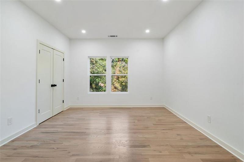Image for property 1695 NORTH Avenue, Atlanta, GA 30318