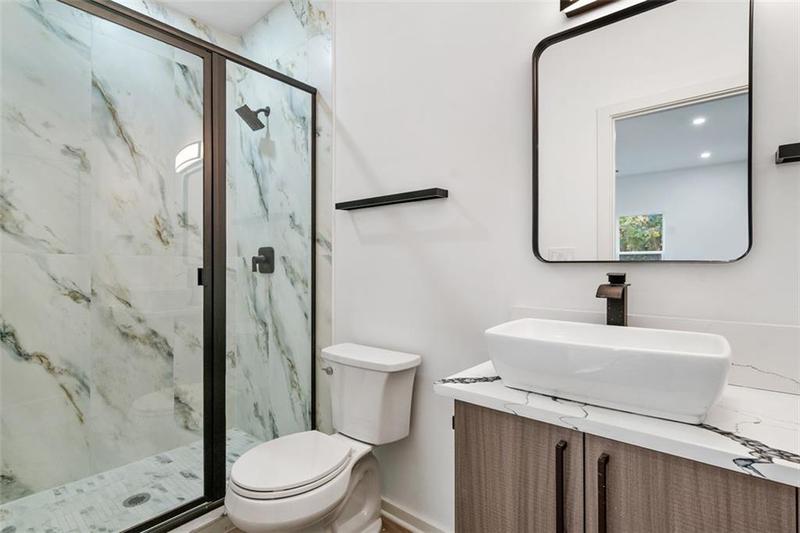 Image for property 1695 NORTH Avenue, Atlanta, GA 30318