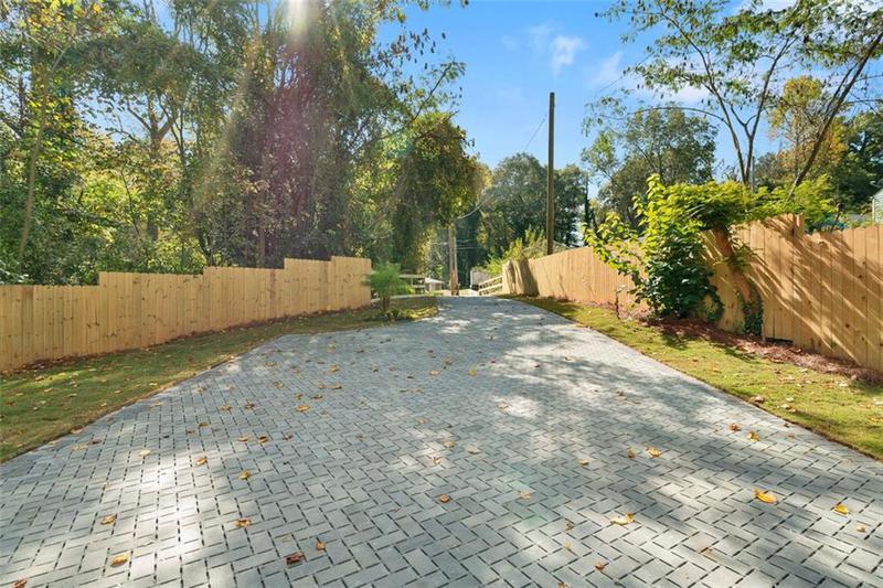 Image for property 1695 NORTH Avenue, Atlanta, GA 30318