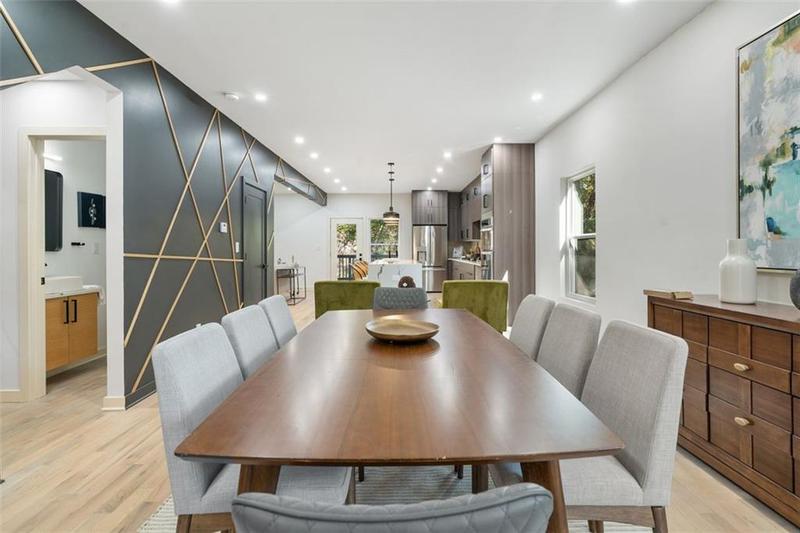 Image for property 1695 NORTH Avenue, Atlanta, GA 30318