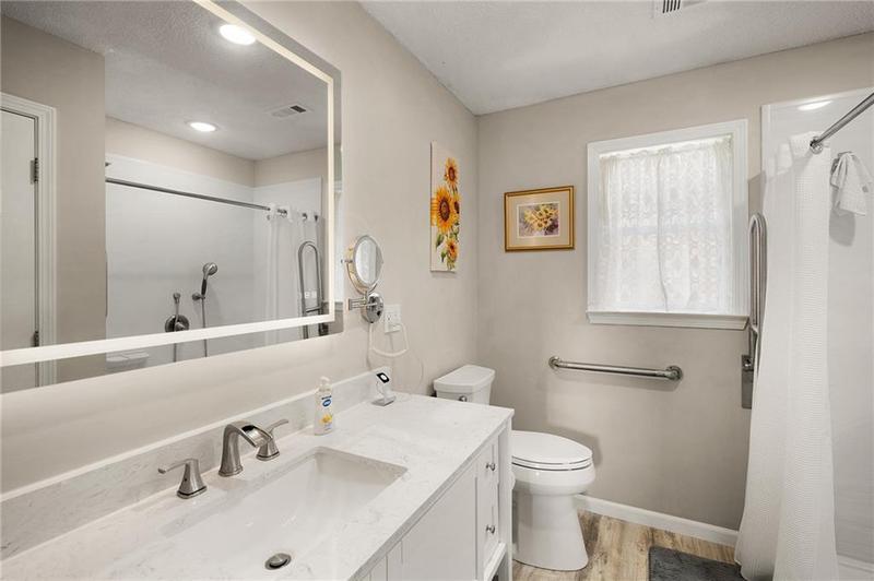 Image for property 206 Charles Drive, Calhoun, GA 30701
