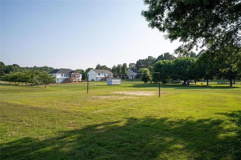 Image for property 206 Charles Drive, Calhoun, GA 30701