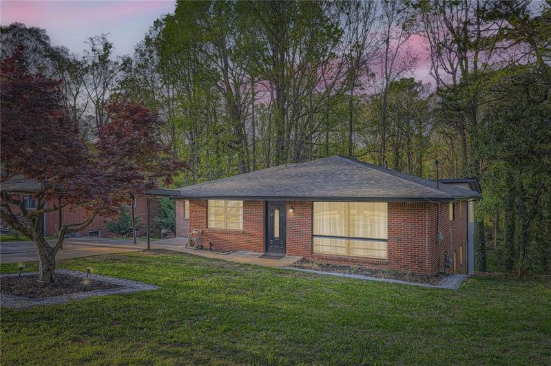 Image for property 2875 OLDKNOW Drive, Atlanta, GA 30318