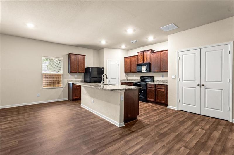 Image for property 10786 Wheeler Trace, Hampton, GA 30228