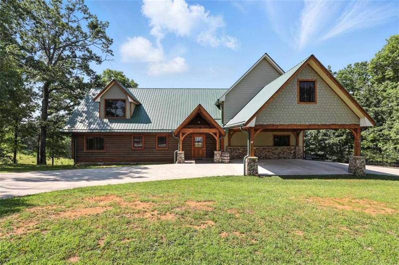 Image for property 929 Hickory Nut Mountain Road, Tallulah Falls, GA 30573