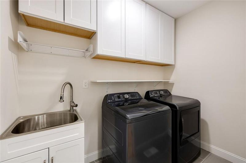 Image for property 2553 Creekwood Terrace, Decatur, GA 30030