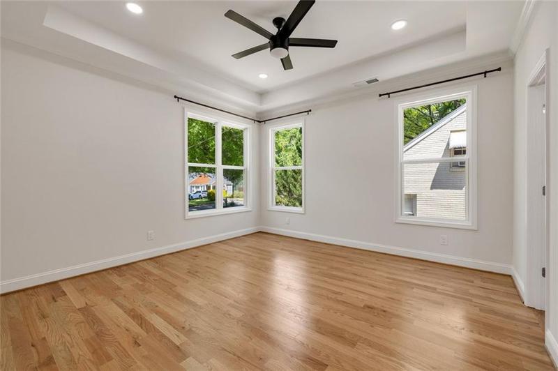 Image for property 2553 Creekwood Terrace, Decatur, GA 30030