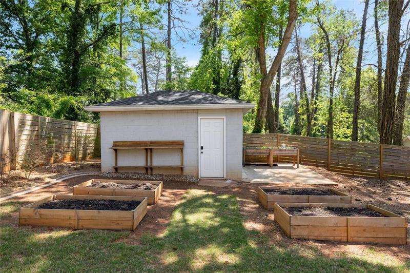 Image for property 2553 Creekwood Terrace, Decatur, GA 30030