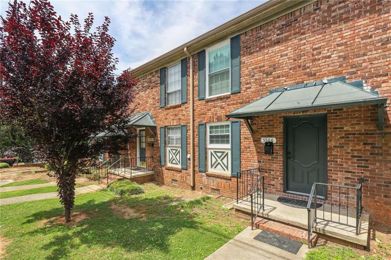 Image for property 5566 Kingsport Drive, Atlanta, GA 30342