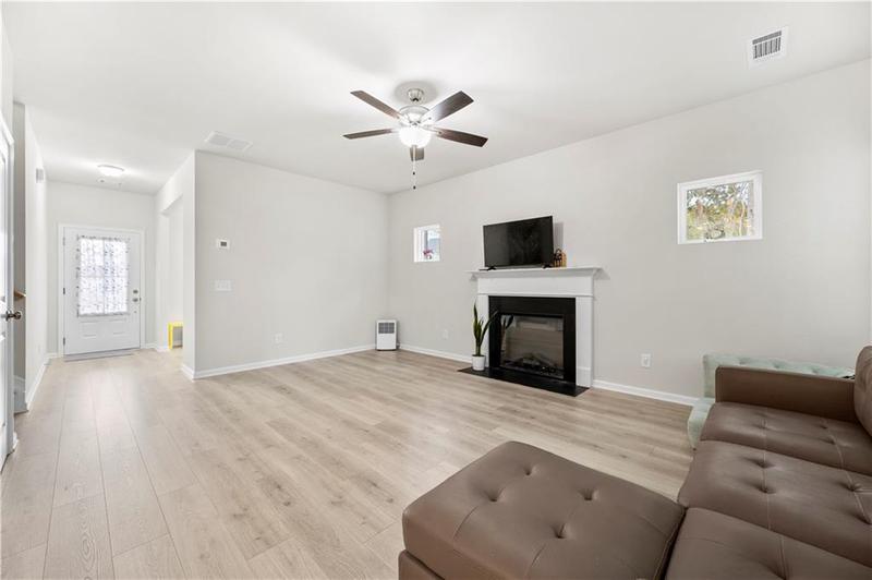 Image for property 305 Quail Forest Circle, Toccoa, GA 30577