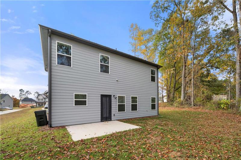 Image for property 305 Quail Forest Circle, Toccoa, GA 30577