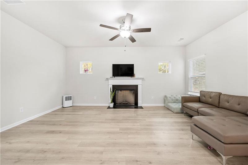 Image for property 305 Quail Forest Circle, Toccoa, GA 30577