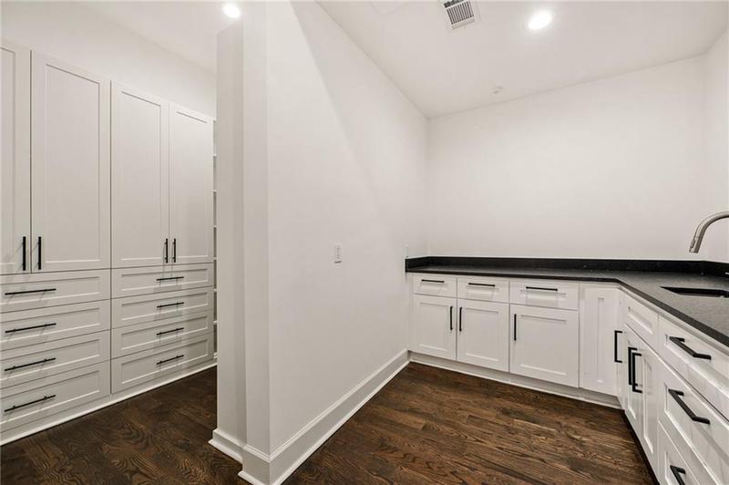 Image for property 4571 Columns Drive, Marietta, GA 30067