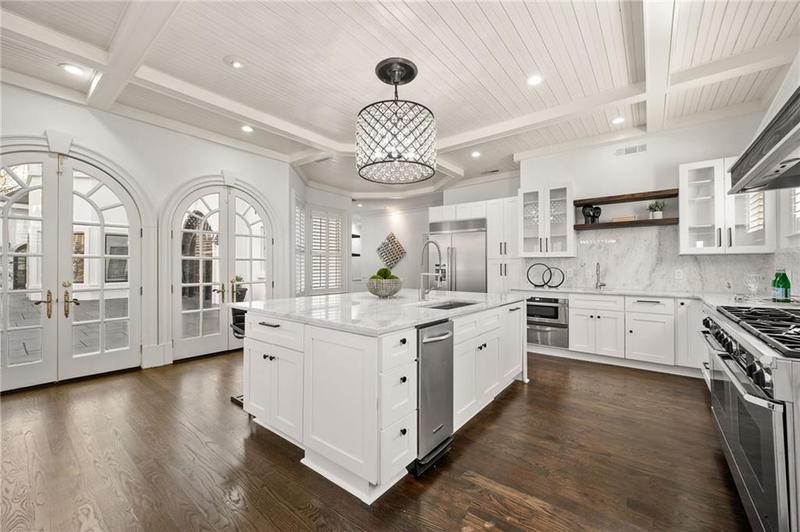 Image for property 4571 Columns Drive, Marietta, GA 30067