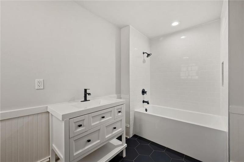 Image for property 4571 Columns Drive, Marietta, GA 30067