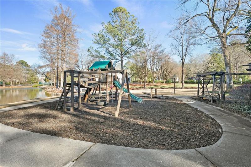 Image for property 4571 Columns Drive, Marietta, GA 30067