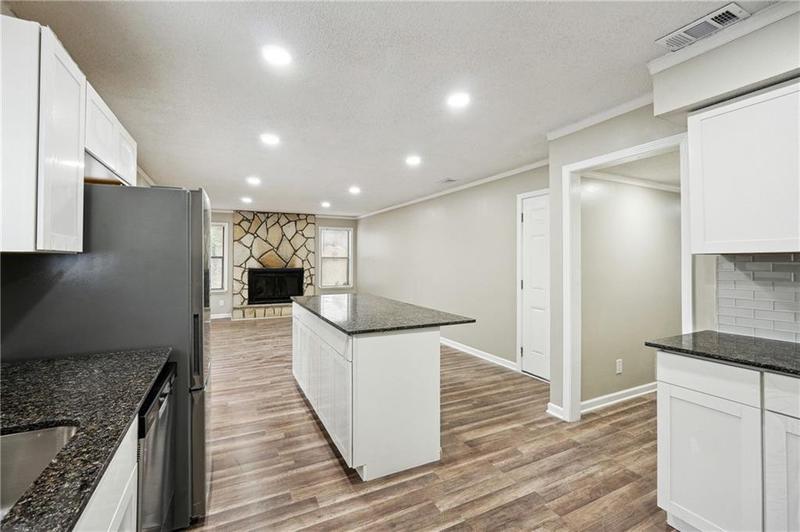 Image for property 5271 Kelleys Mill Circle, Stone Mountain, GA 30088