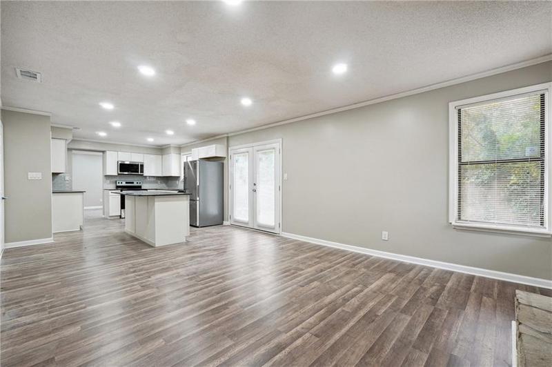 Image for property 5271 Kelleys Mill Circle, Stone Mountain, GA 30088