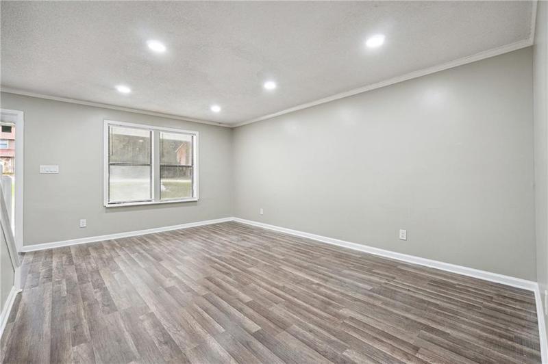 Image for property 5271 Kelleys Mill Circle, Stone Mountain, GA 30088