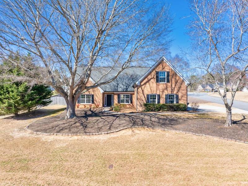 Image for property 1270 Platinum Drive, Hoschton, GA 30548