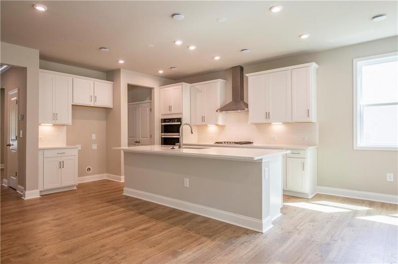 Image for property 7620 Woolf Way, Cumming, GA 30028