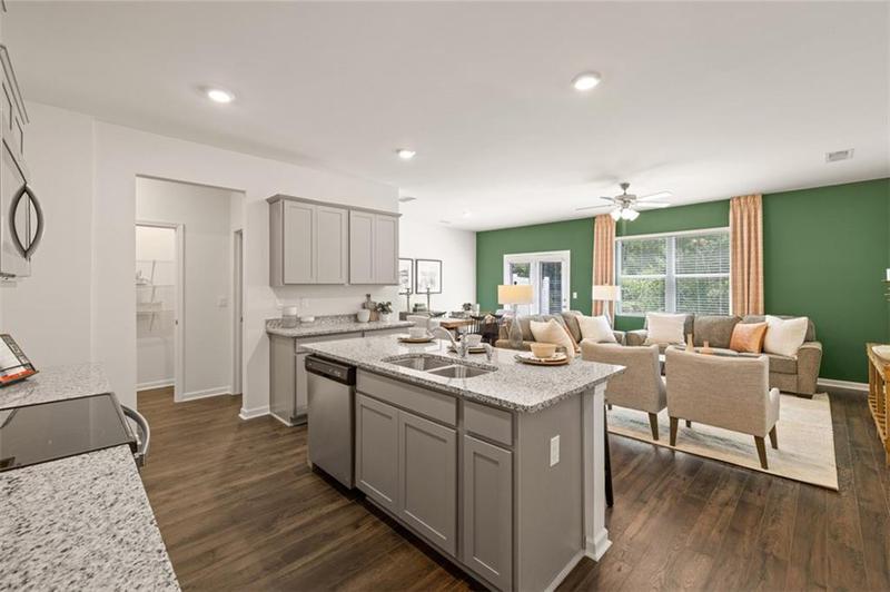 Image for property 308 Elgin Drive, Lawrenceville, GA 30045