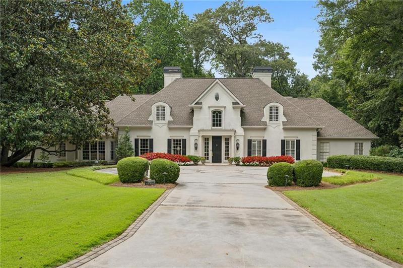 Image for property 3460 Paces Valley Road, Atlanta, GA 30327