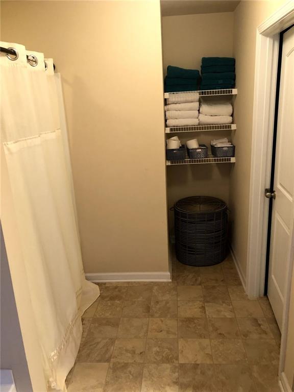 Image for property 405 LAKE RIDGE Lane, Fairburn, GA 30213