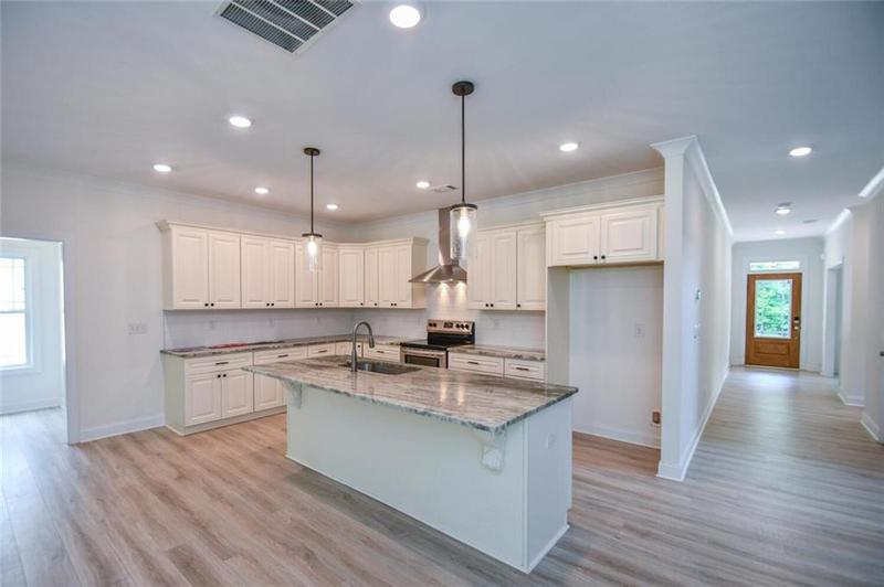 Image for property 5354 Shadow Walk Way, Gainesville, GA 30507