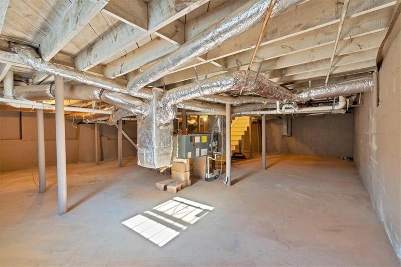 Image for property 2142 Cloverdale Drive, Atlanta, GA 30316