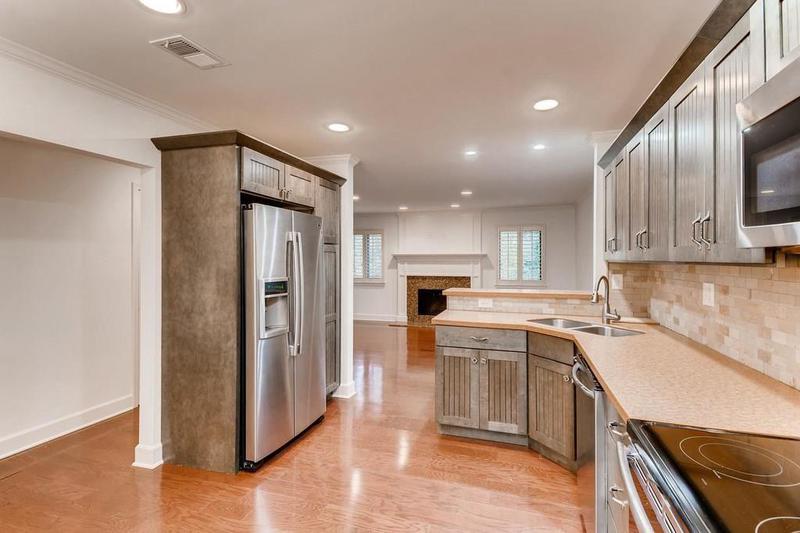 Image for property 2930 TORREYA Way, Marietta, GA 30067