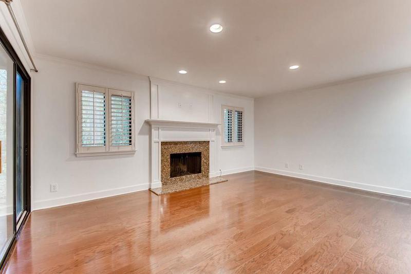 Image for property 2930 TORREYA Way, Marietta, GA 30067