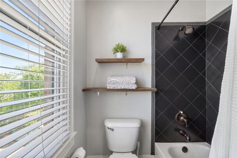 Image for property 631 Boulevard, Atlanta, GA 30308