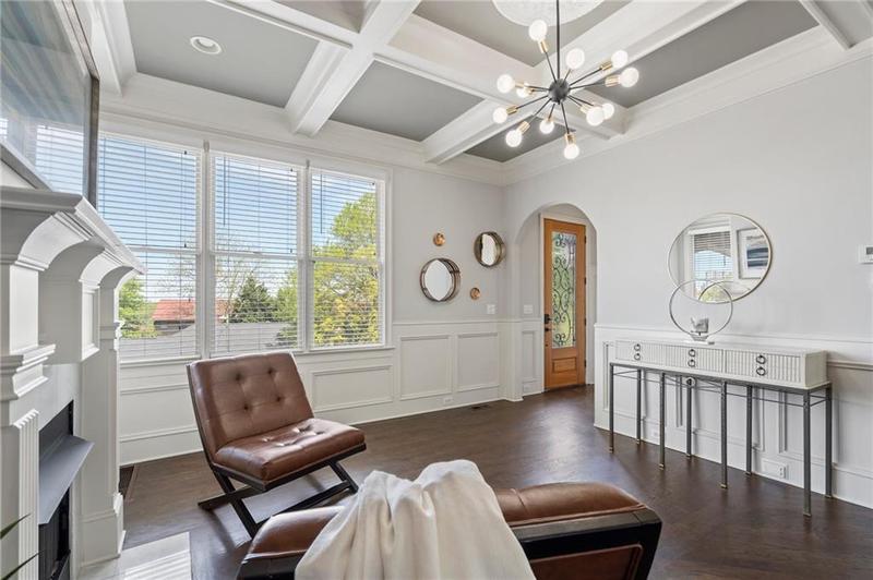 Image for property 631 Boulevard, Atlanta, GA 30308