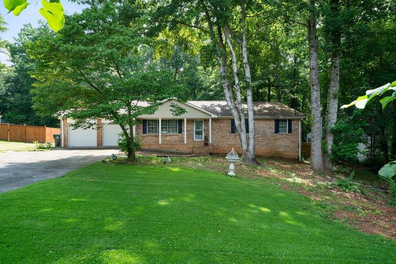 Image for property 5070 Maryland Drive, Acworth, GA 30101