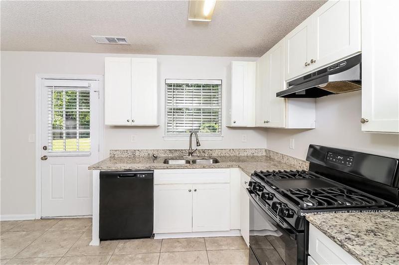 Image for property 725 Asbury Way, Lithonia, GA 30058