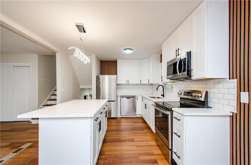 Image for property 3900 Hilton Courts, Decatur, GA 30035