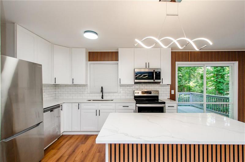 Image for property 3900 Hilton Courts, Decatur, GA 30035