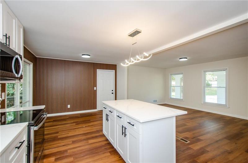 Image for property 3900 Hilton Courts, Decatur, GA 30035